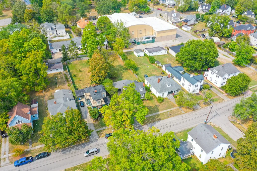 322 S Burns Avenue Winchester KY 40391