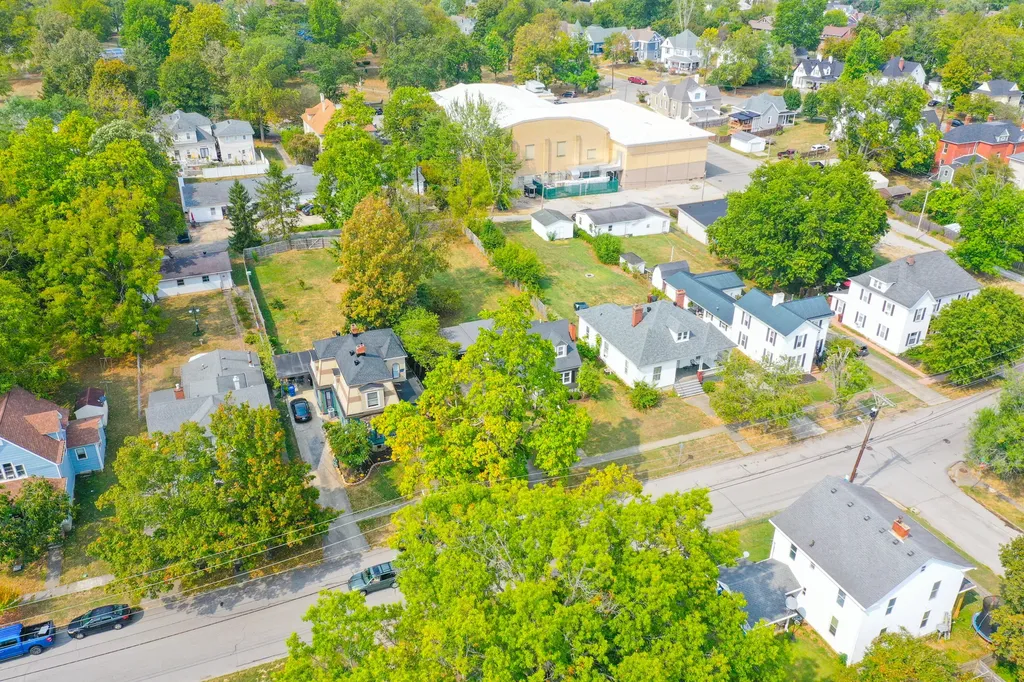 322 S Burns Avenue Winchester KY 40391