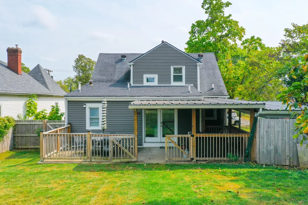 322 S Burns Avenue Winchester KY 40391