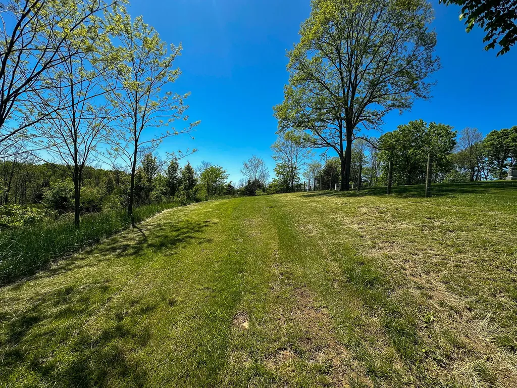 1376 Neave-milford Road Falmouth KY 41040