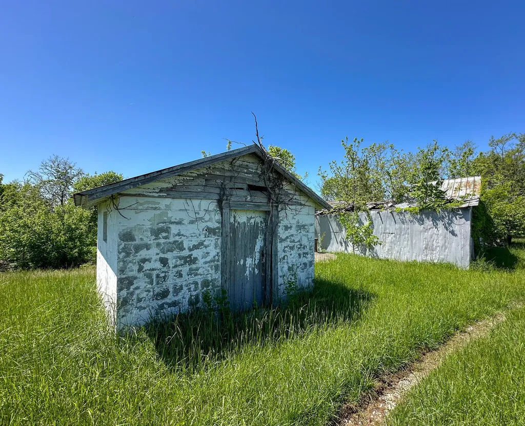 1376 Neave-milford Road Falmouth KY 41040