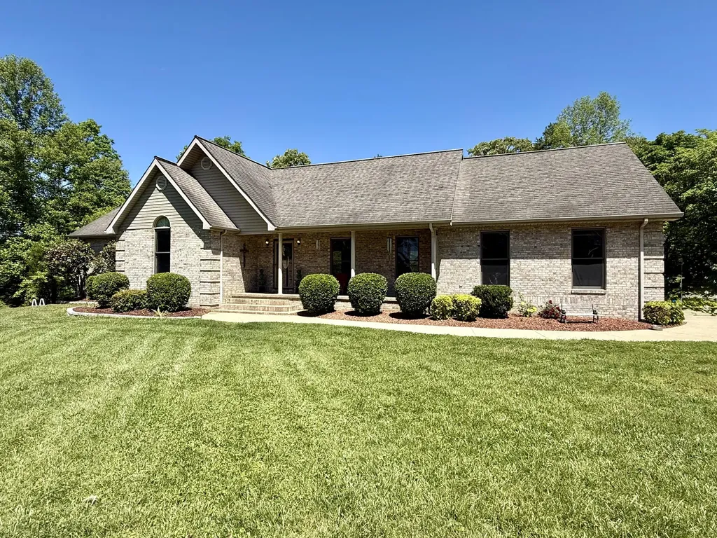 144 Ky-1809 Bryants Store KY 40921