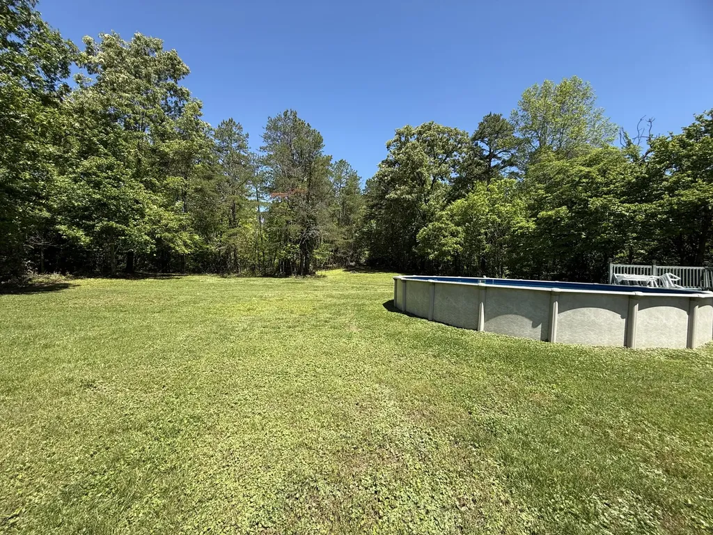 144 Ky-1809 Bryants Store KY 40921