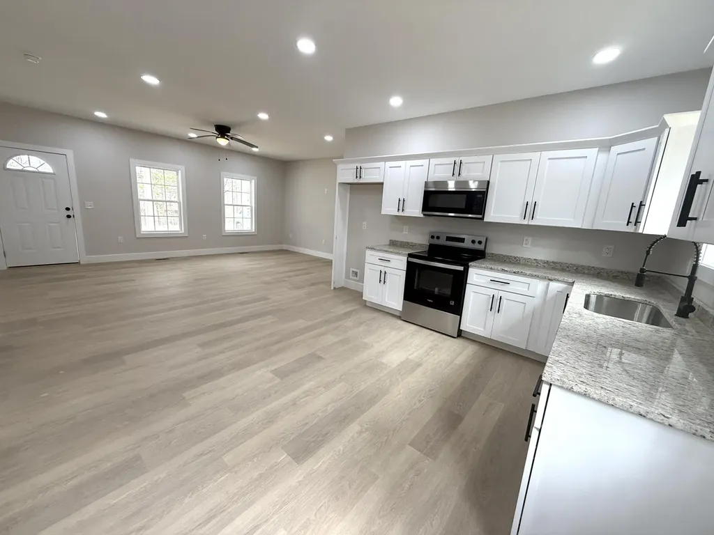 821 Pine Tree Road Nancy KY 42544