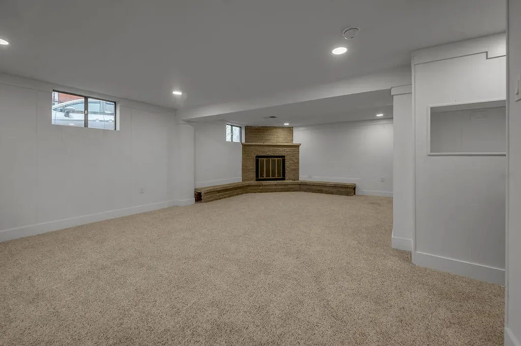 1911 Kingtree Court Lexington KY 40505
