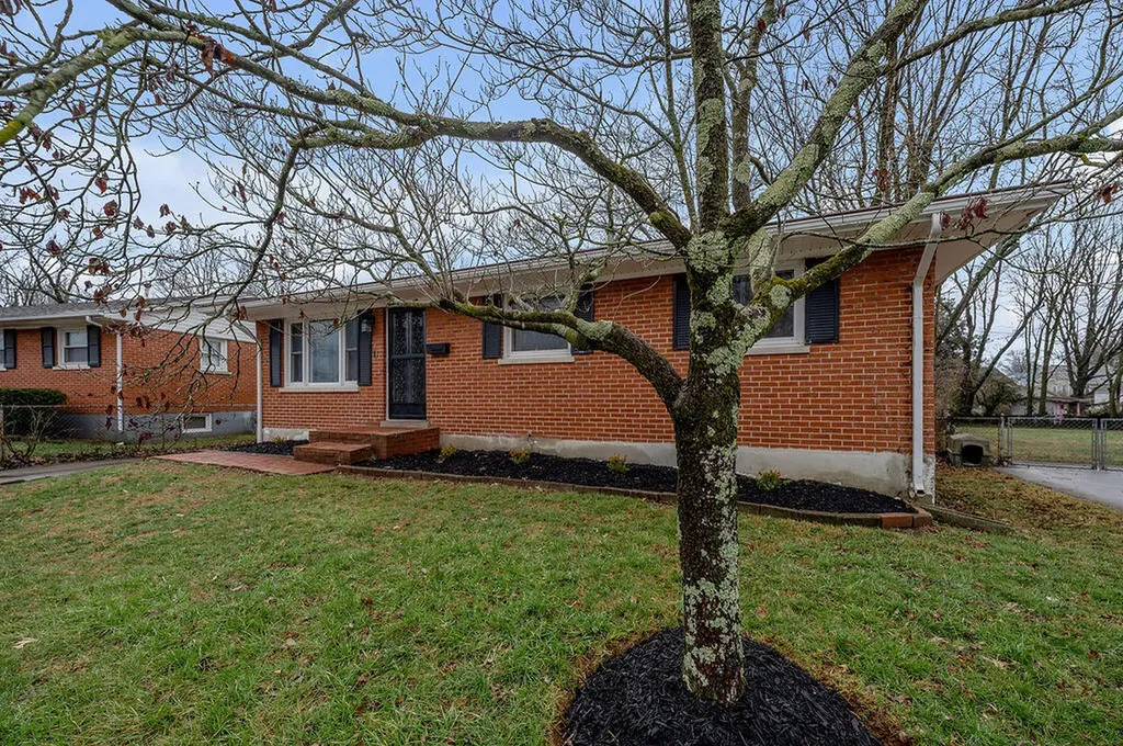 1911 Kingtree Court Lexington KY 40505