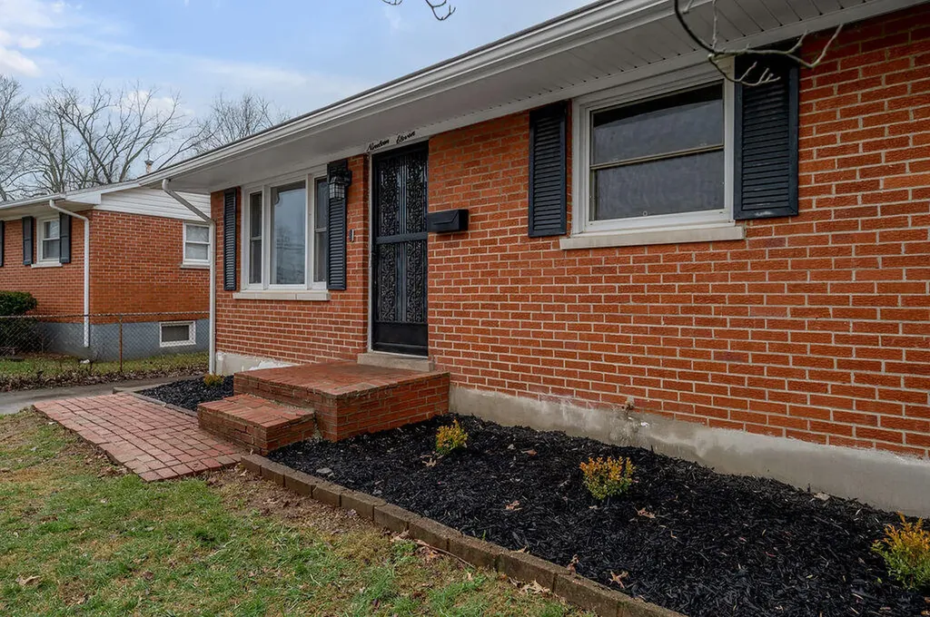 1911 Kingtree Court Lexington KY 40505