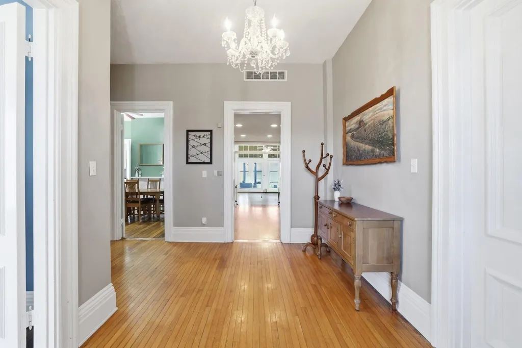 1253 Millersburg Road Paris KY 40361