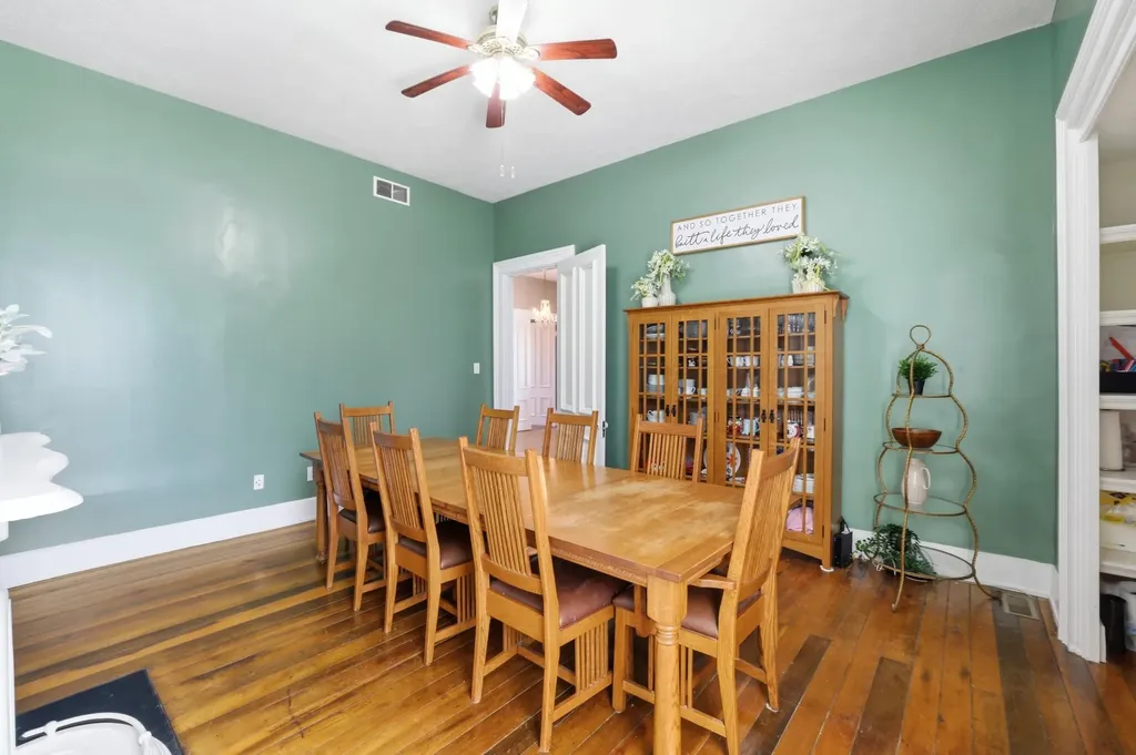 1253 Millersburg Road Paris KY 40361