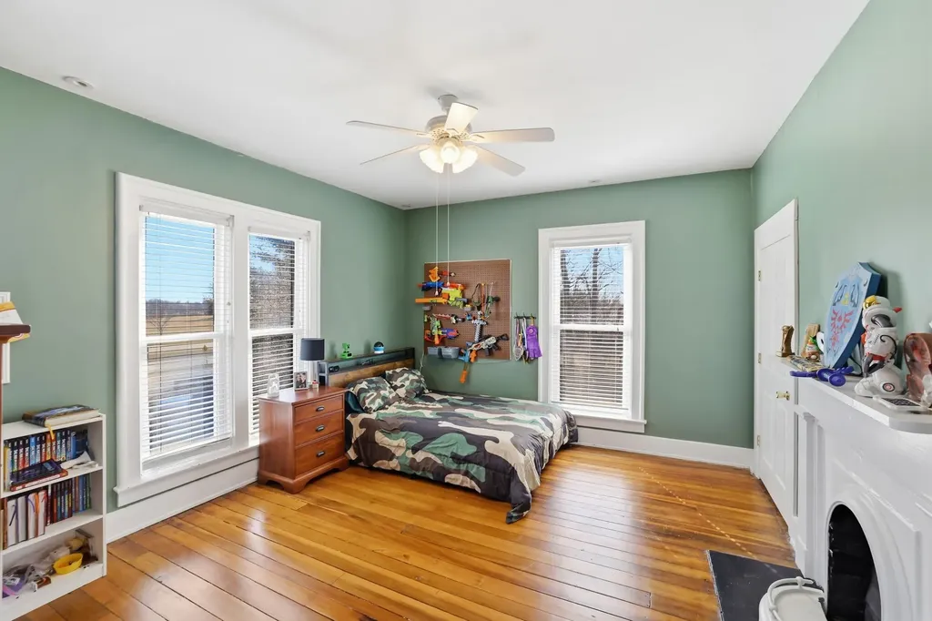 1253 Millersburg Road Paris KY 40361
