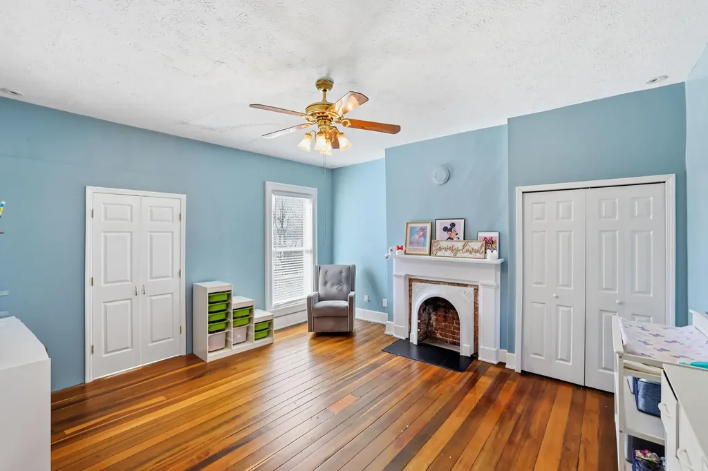 1253 Millersburg Road Paris KY 40361