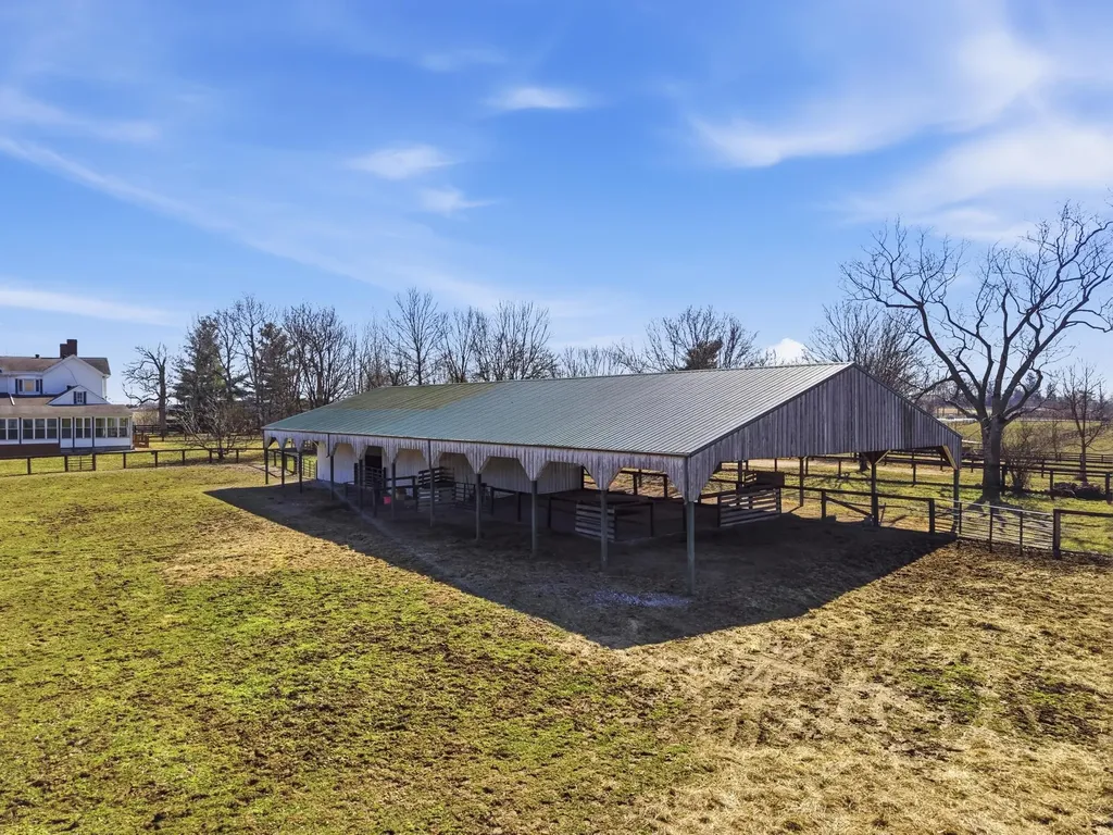 1253 Millersburg Road Paris KY 40361
