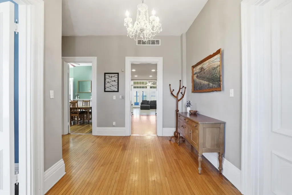 1253 Millersburg Road Paris KY 40361