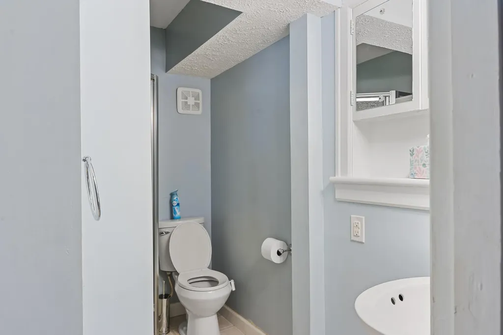 604 Winding Way Court Frankfort KY 40601