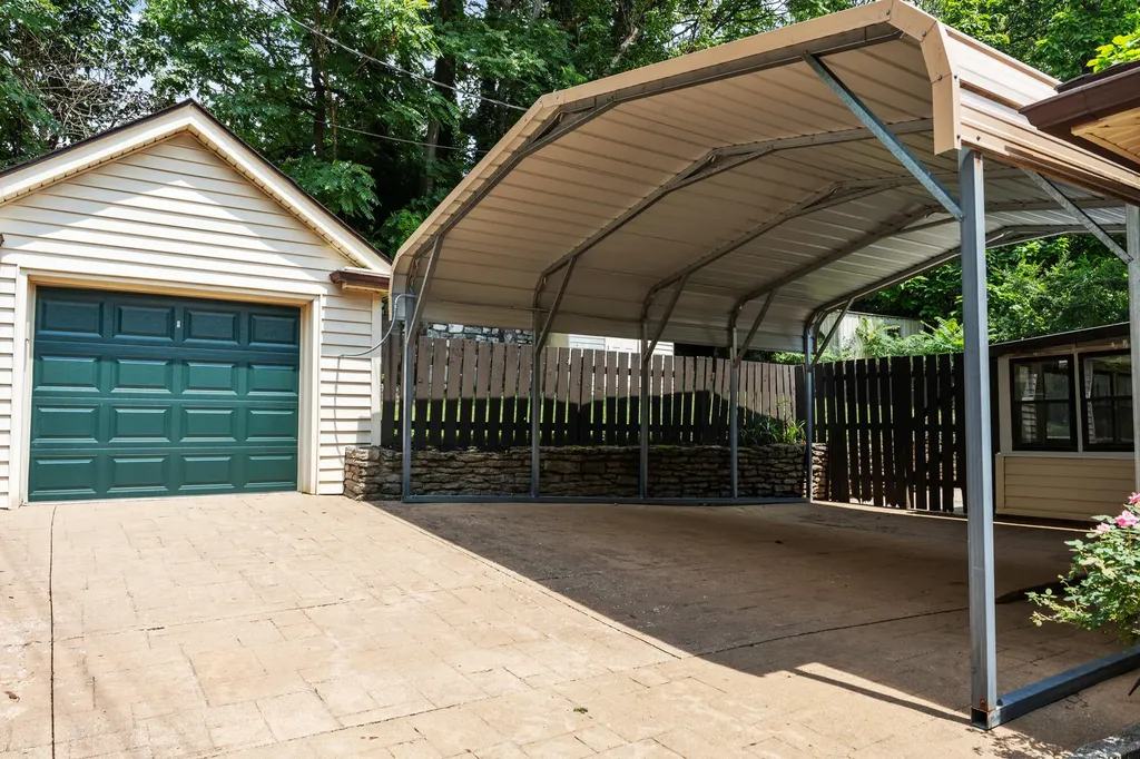604 Winding Way Court Frankfort KY 40601