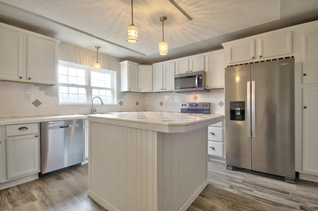 43 Elderbush Drive London KY 40744
