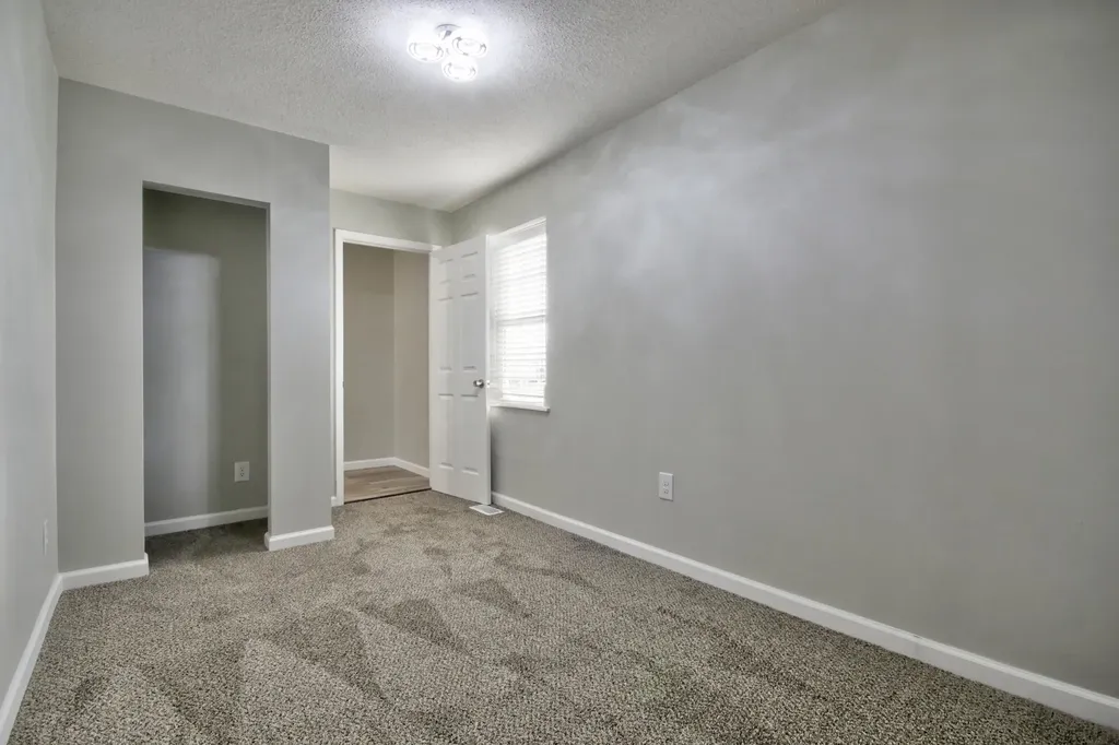 43 Elderbush Drive London KY 40744