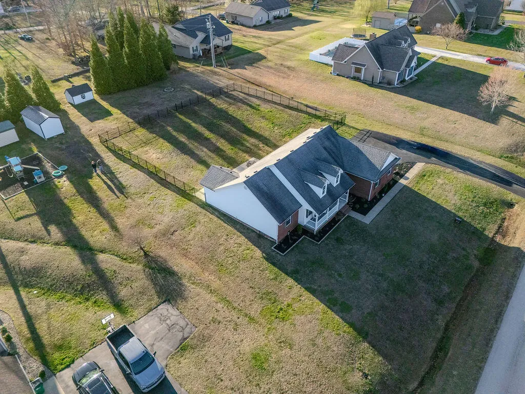 345 Eagle Drive Morehead KY 40351