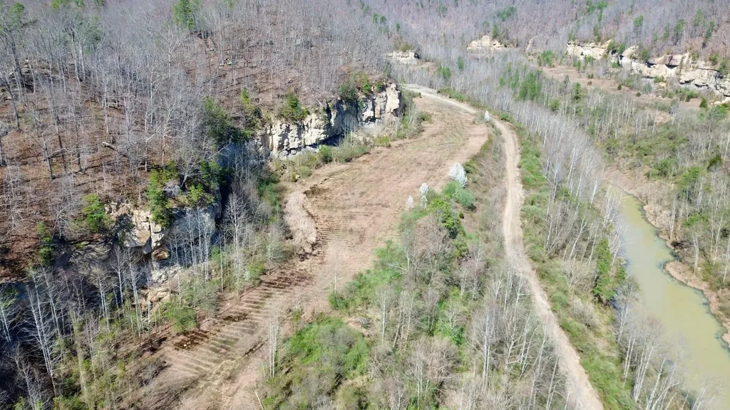 2214A State Highway 2033 Louisa KY 41230