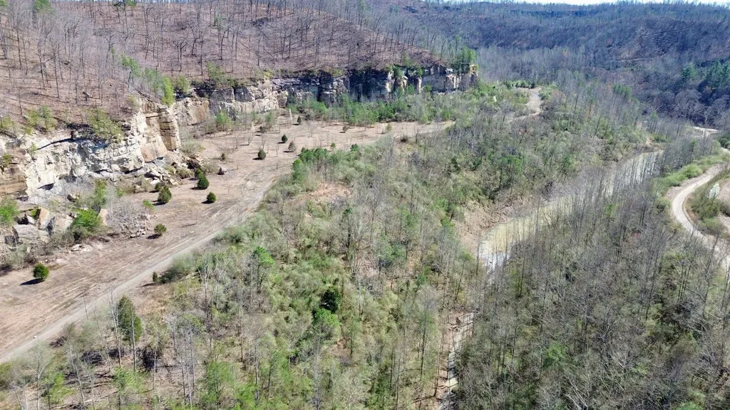 2214A State Highway 2033 Louisa KY 41230