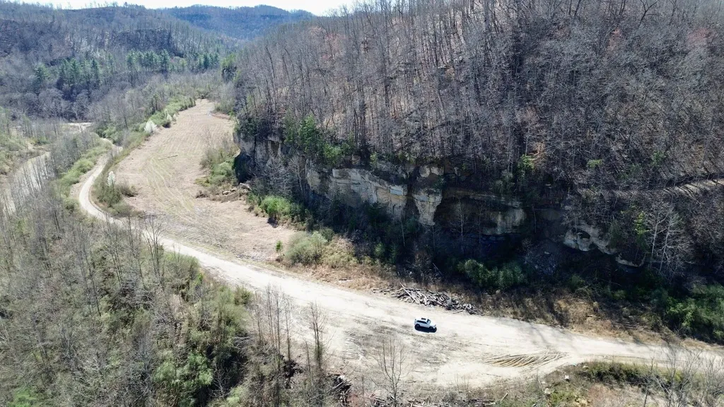 2214A State Highway 2033 Louisa KY 41230