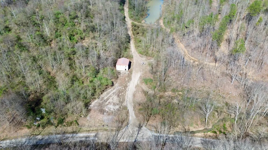 2214A State Highway 2033 Louisa KY 41230