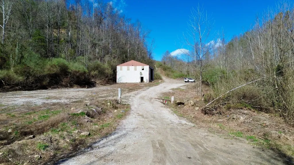 2214A State Highway 2033 Louisa KY 41230