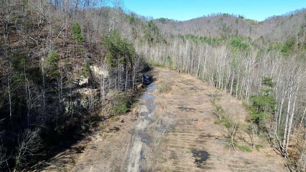 2214A State Highway 2033 Louisa KY 41230