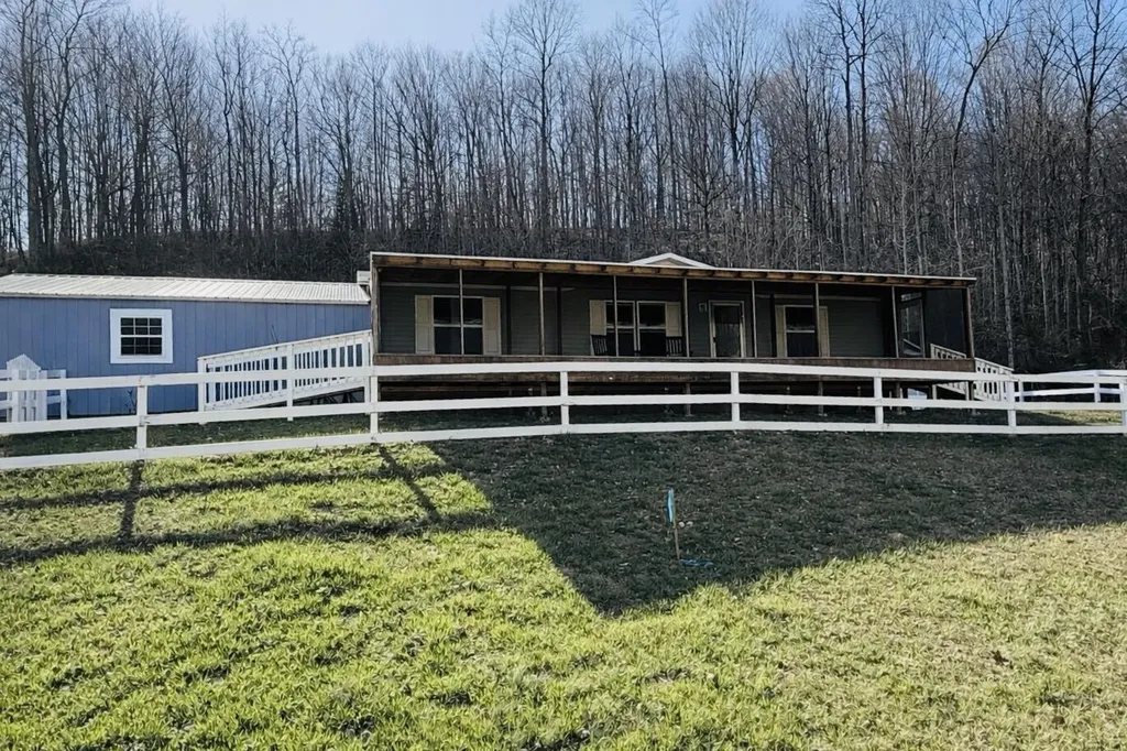 2781 Bull Run Road Liberty KY 42539