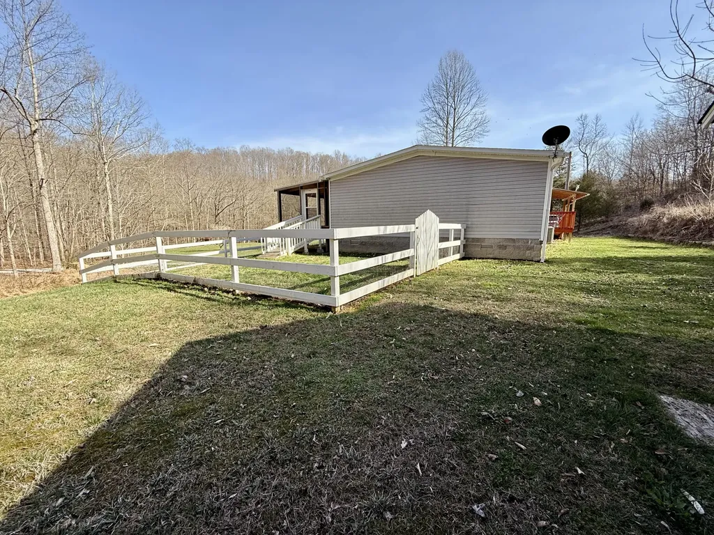 2781 Bull Run Road Liberty KY 42539