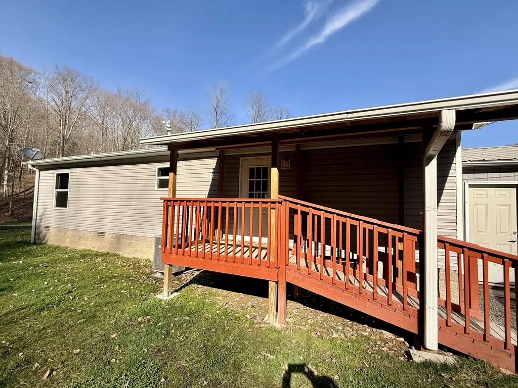 2781 Bull Run Road Liberty KY 42539
