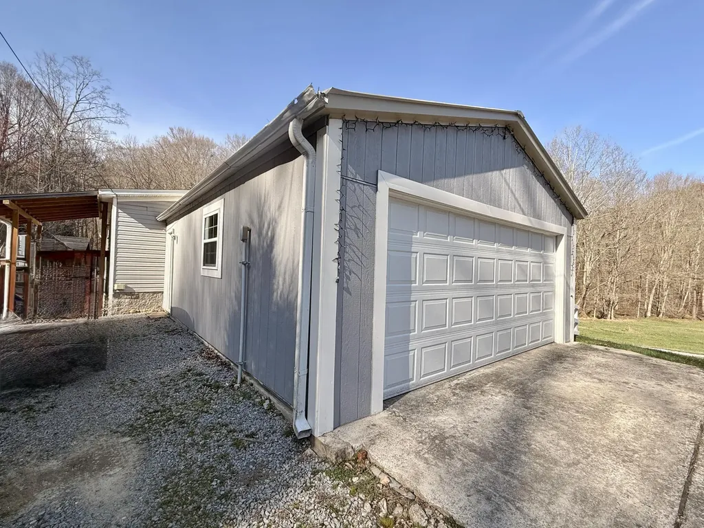 2781 Bull Run Road Liberty KY 42539