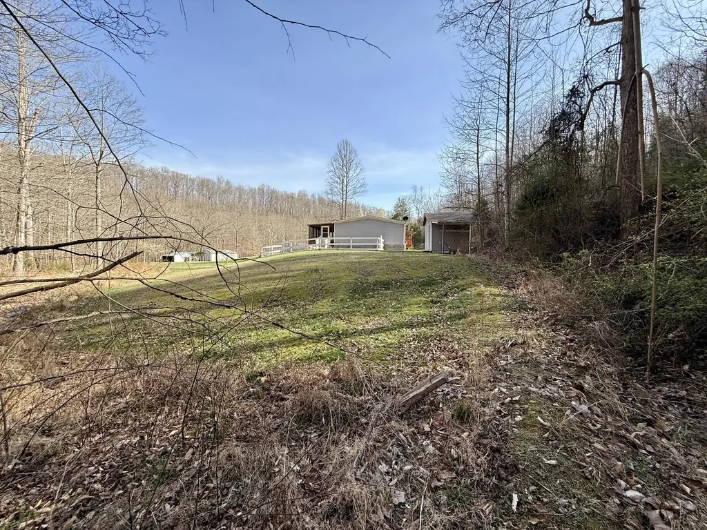 2781 Bull Run Road Liberty KY 42539