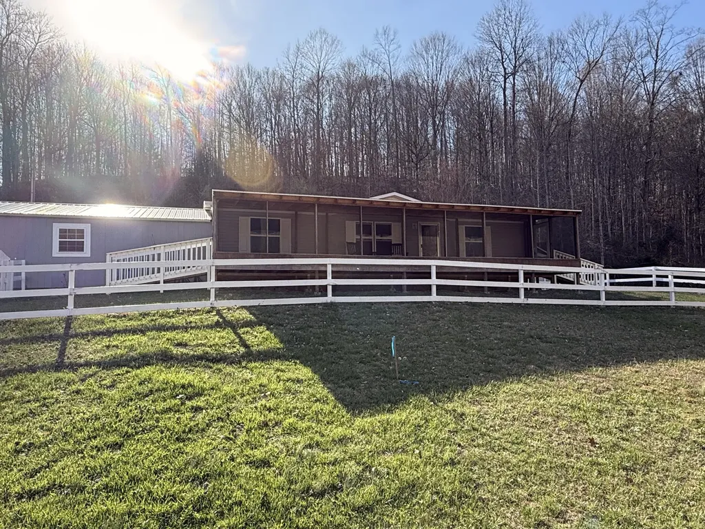 2781 Bull Run Road Liberty KY 42539