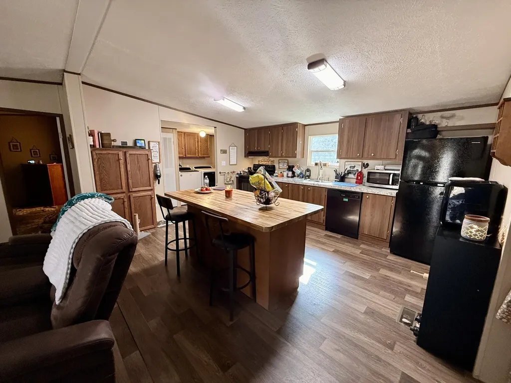 2781 Bull Run Road Liberty KY 42539