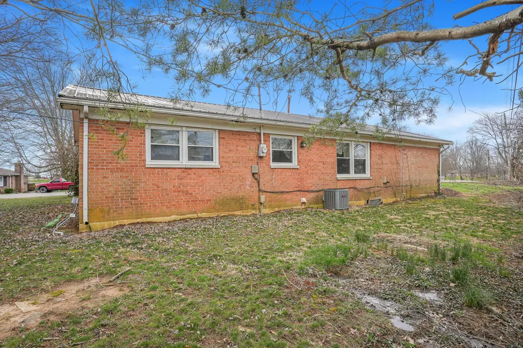 91 Lakeview Drive Cynthiana KY 41031