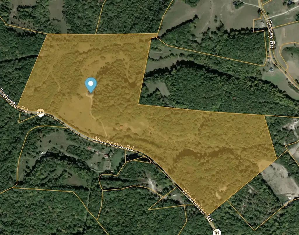 9098 Winchester Road Irvine KY 40336