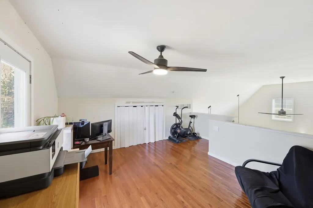 9098 Winchester Road Irvine KY 40336