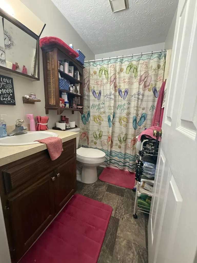 112 A-b Meadowlark Nicholasville KY 40356
