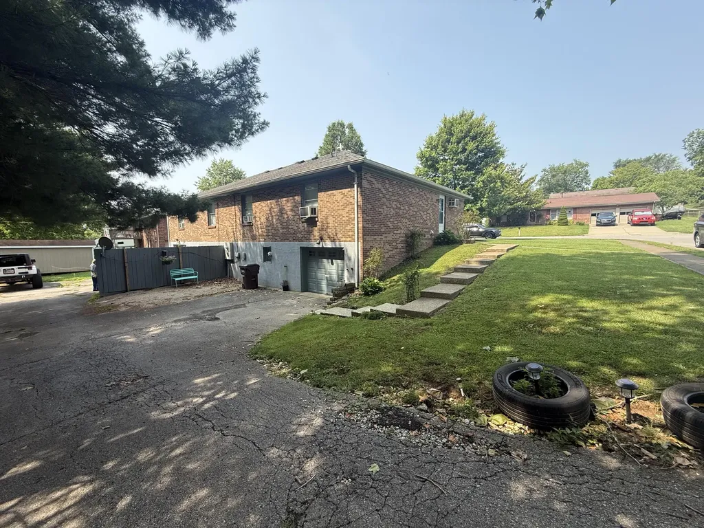 112 A-b Meadowlark Nicholasville KY 40356