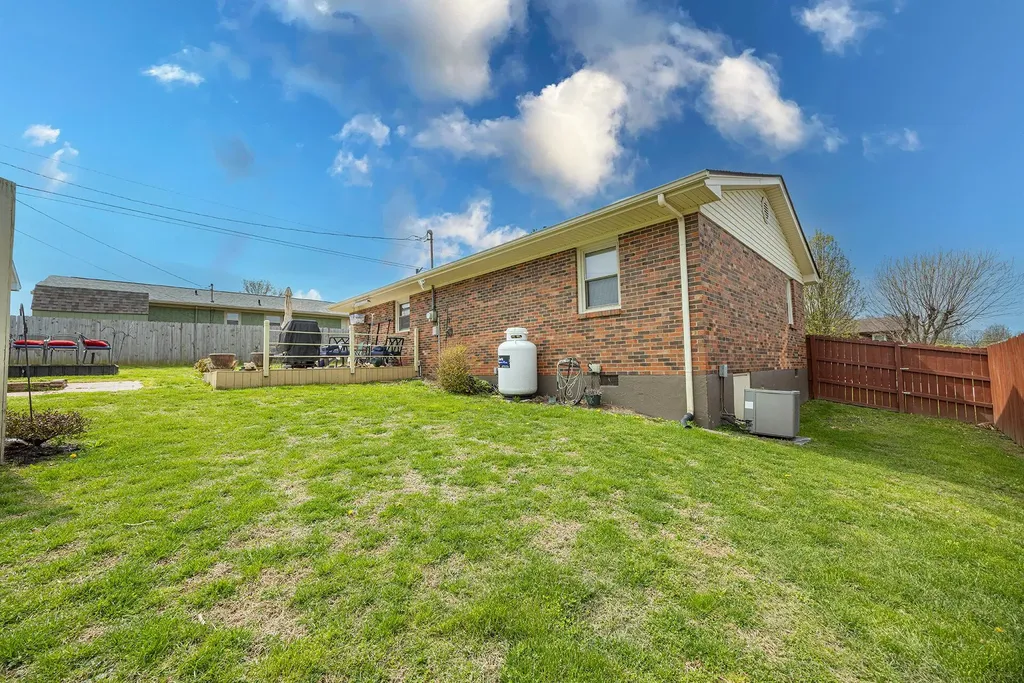 904 Michael Avenue Mt Sterling KY 40353