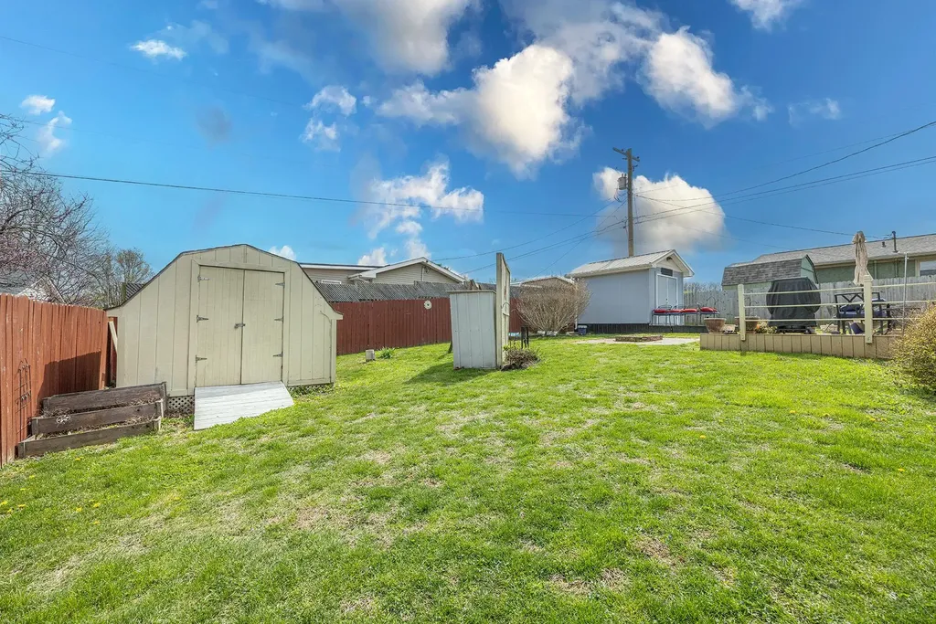 904 Michael Avenue Mt Sterling KY 40353