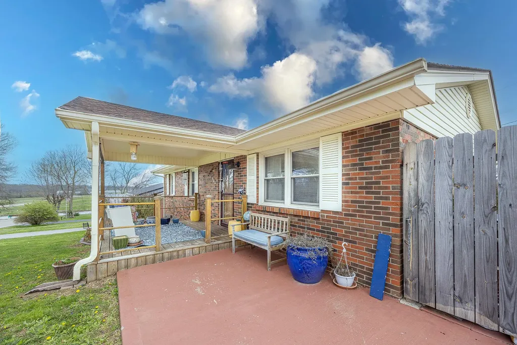 904 Michael Avenue Mt Sterling KY 40353