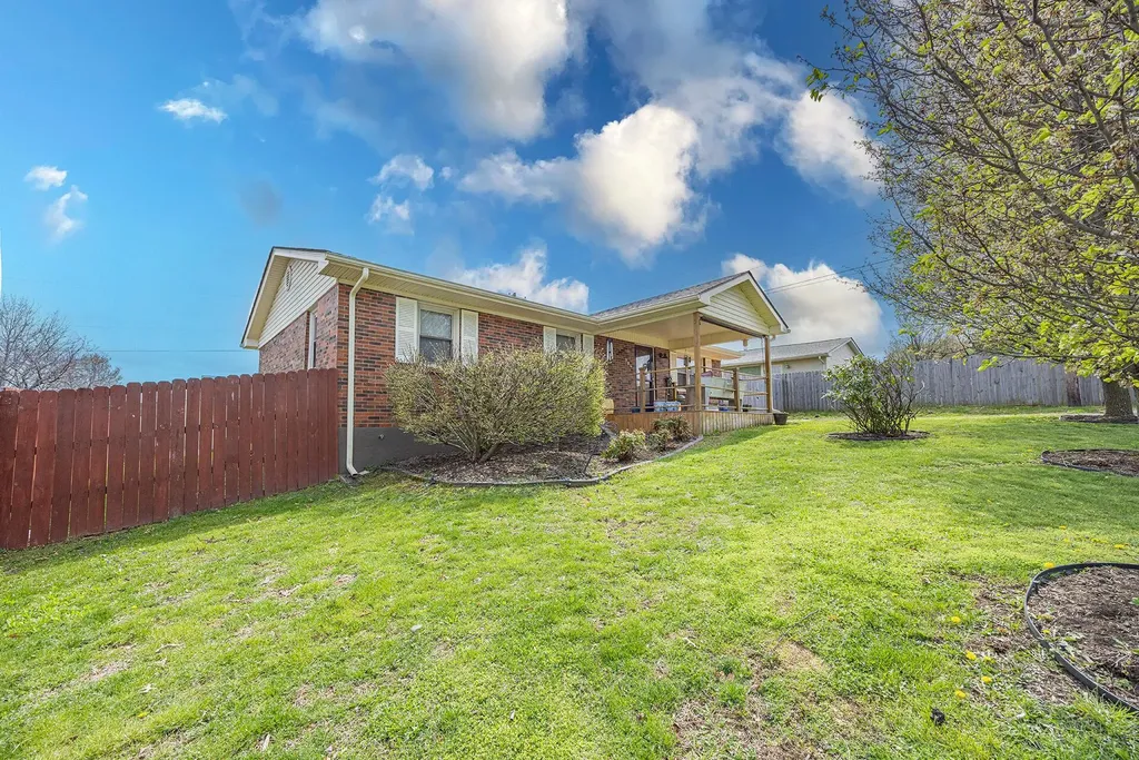 904 Michael Avenue Mt Sterling KY 40353