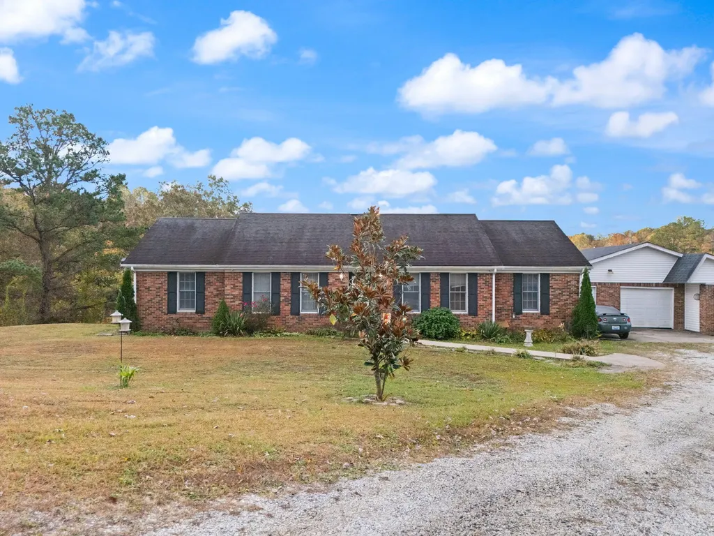286 Joe Davidson Road Beattyville KY 41311