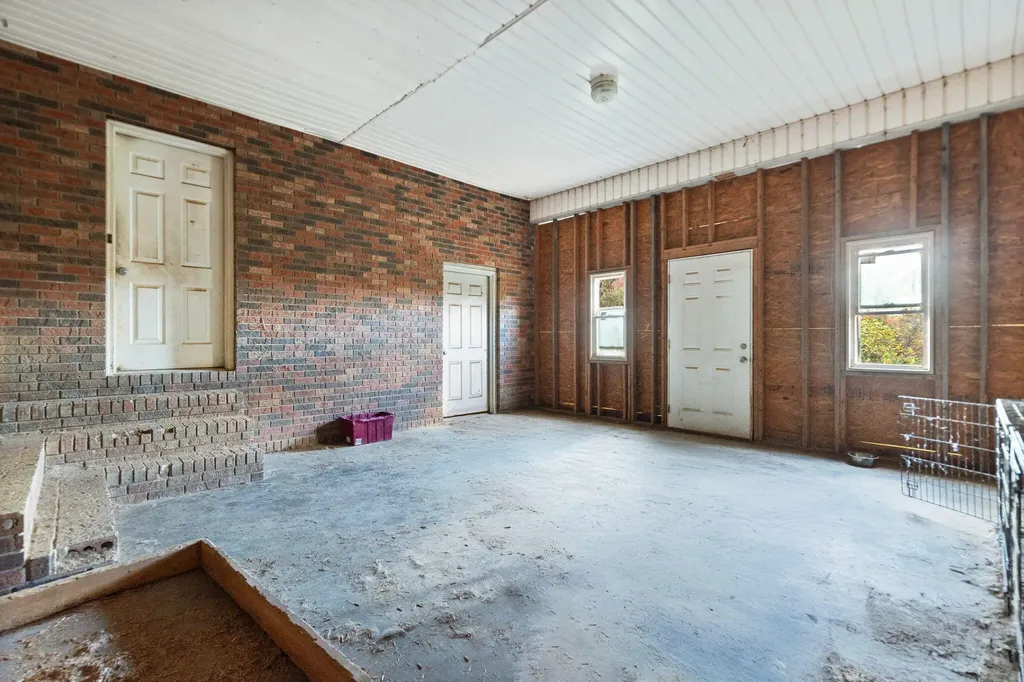 286 Joe Davidson Road Beattyville KY 41311