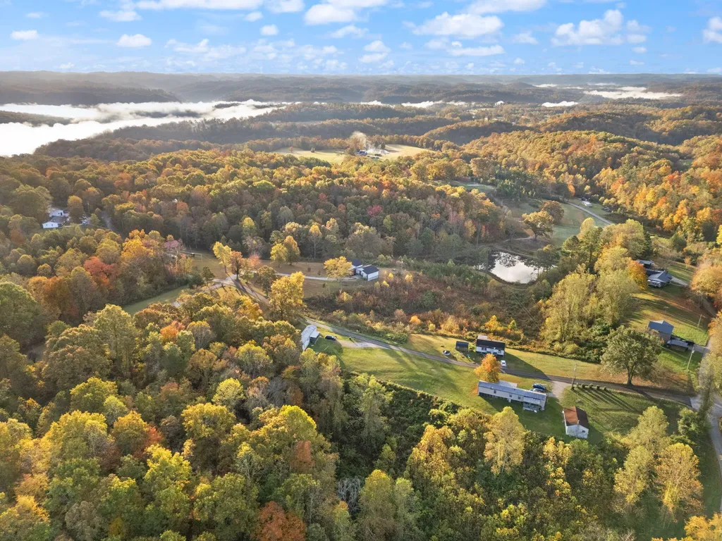 286 Joe Davidson Road Beattyville KY 41311