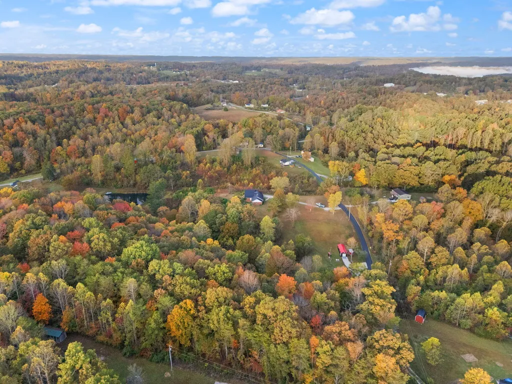 286 Joe Davidson Road Beattyville KY 41311