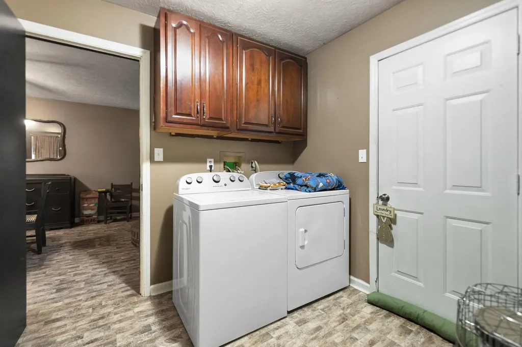 286 Joe Davidson Road Beattyville KY 41311