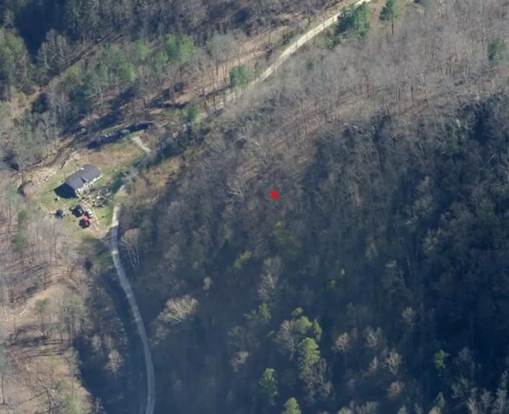 0 Hardshell Caney Road Lost Creek KY 41348